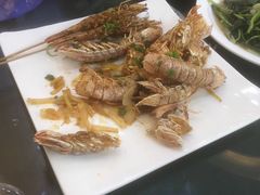 -覃记海鲜美食餐厅