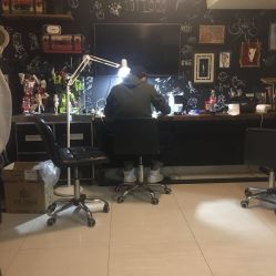 -Black Tattoo Studio