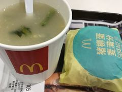 -麦当劳(火车北站餐厅)