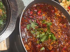 -万重锦·人文川菜馆(骡马市店)