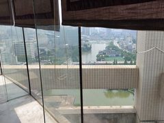 -云顶旋转自助景观餐厅