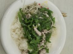 青椒肉丝盖浇饭-珊珊小笼馆(仙霞路店)