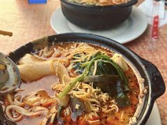 -小街曹师傅砂锅麻辣烫(亚泰大街店)