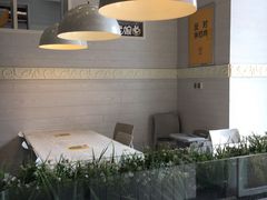 -老娘舅餐厅(黄龙体育中心店)