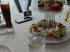 -广州塔卢特斯法国旋转餐厅