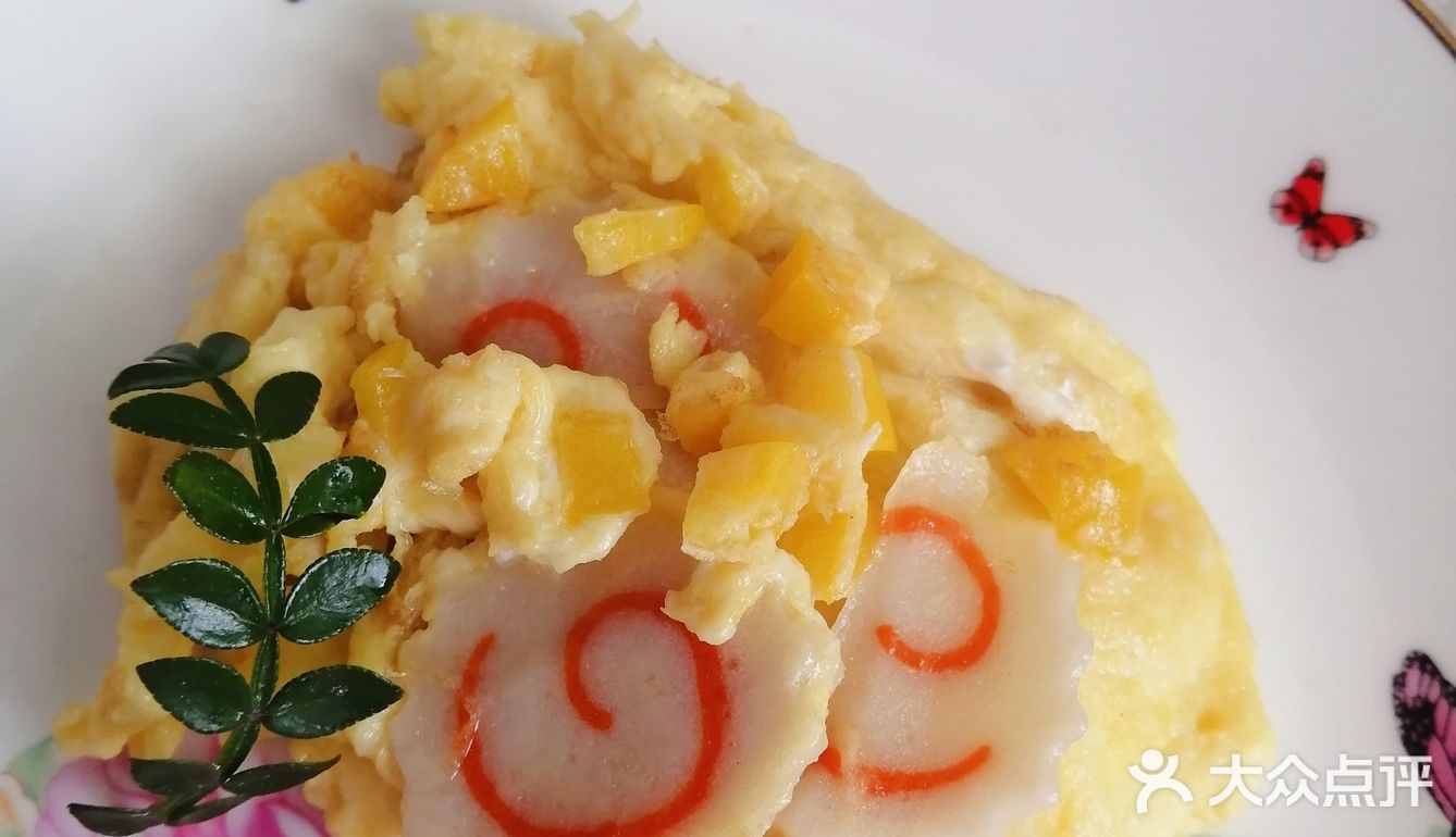 🌸颜值口味双高[爱心]黄椒鱼板🍥炒蛋🥚
