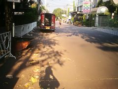 -莓园冰淇淋店