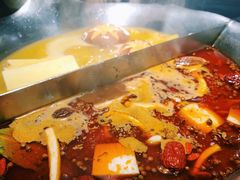 台式麻辣锅-湊湊火锅·茶憩(杭州湖滨银泰in77店)