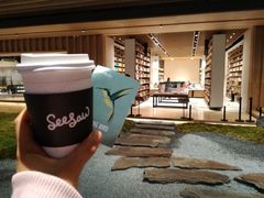 蜂鸟燕麦奶拿铁-Seesaw Coffee(朝阳大悦城店)