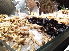 -四海一家自助餐(益田假日广场店)