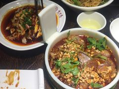 -张氏宽窄巷成都名小吃(茂业百货华强北店)