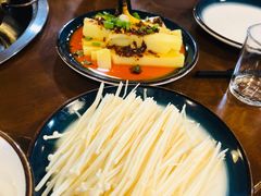 -岳记兴隆·青城腊排铜火锅(融创店)