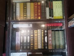 -钟书阁(松江泰晤士小镇店)