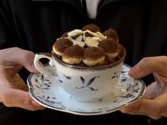 -Café Monson