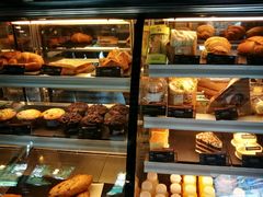 -星巴克(西藏路店)