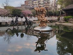 -绳金塔