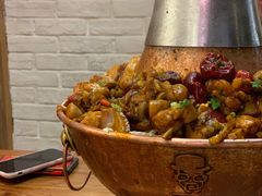 老佛爷炭火蛙王-老佛爷正宗铜炉蛙锅(五道口店)