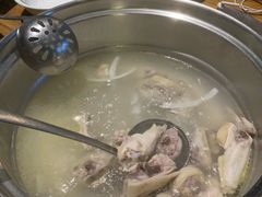 -润青四季音乐主题餐厅·椰子鸡(罗湖店)