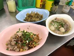 -榮泰米粉湯(Left Shop)