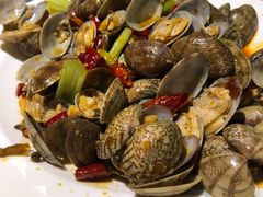 -休记光头香辣蟹干锅店(衣冠庙店)