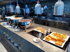 自助取餐区-武汉世茂希尔顿酒店·汇·全日餐厅