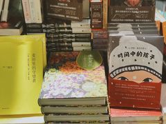 -西西弗书店&矢量咖啡(凯德晶萃广场店)