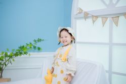 -小熊维尼高端儿童摄影(福田新洲店)