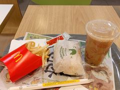 -麦当劳(百荣世贸商城店)