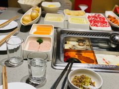 -海底捞火锅(金山百联店)