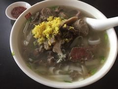 -潮镇老尾牛杂(环城西路店)