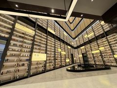 -上海虹桥中心爱琴海亚朵S酒店