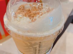 -奈雪的茶(东原悦荟店)