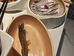 活虾-海底捞火锅(长宁路龙之梦店)
