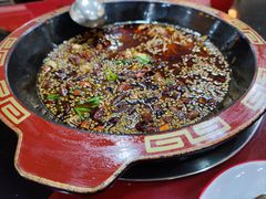 -烧哥美蛙肥肠鱼火锅·十五年社区店