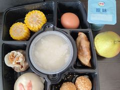 -桔子酒店(上海西藏北路地铁站店)