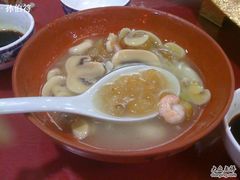 八大碗之一的汤-海鲜八大碗(和平店)