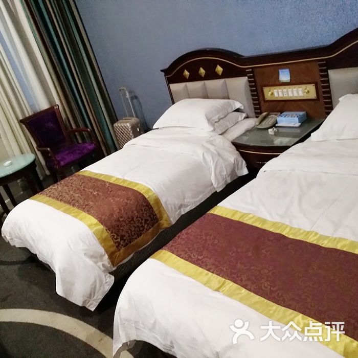 蓝鲸天驿大酒店