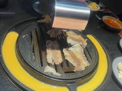 -七甲山烤肉(长白山奇石山珍根艺一条街店)