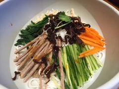 鸡丝凉米线-云海肴·汽锅鸡·云南菜(天津国金汇店)