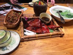 -老滇山寨•云南特色菜•地方菜•民族风情歌舞表演(金碧店)