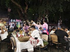 -刘姐啤酒鱼民族演艺餐厅(西街总店)
