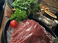 -湊湊火锅·茶憩(南京东路悦荟店)