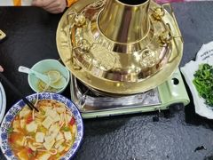 -撒拉人家.酸菜牦牛肉火锅