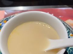 -尚尚仙·酸汤猪手·猪肚鸡火锅(华联万柳购物中心店)