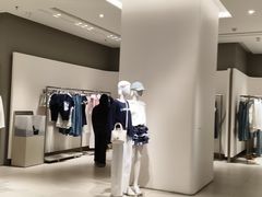 -URBAN REVIVO(西安Momopark店)