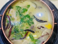 -三锅莊·牦牛肉火锅·香格里拉特色藏餐宴请餐厅(菱角塘路店)