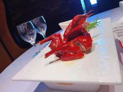 吊烧乳鸽-皇冠明珠鱼翅楼(水上公园店)