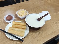-三好食堂(煎饺·馄饨·肉饼米线·盛世广场店)
