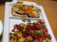 -隔壁老王·家常云南菜(花巷店)