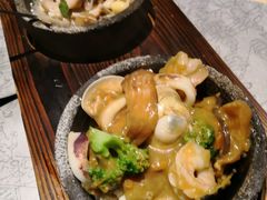 -穹六人间 people 6(岳阳路店)